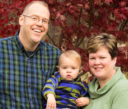 Deaf toddler and his parents - Decibels Foundation